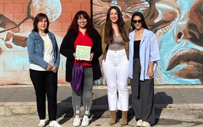 Ana Corazón firma un nuevo mural en Baños de la Encina dentro del programa Street Art Plus de Jaenícolas de la Diputación de Jaén