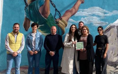 Huelma inaugura un nuevo mural urbano de Ana Corazón dentro del programa Street Art Plus de la Diputación de Jaén