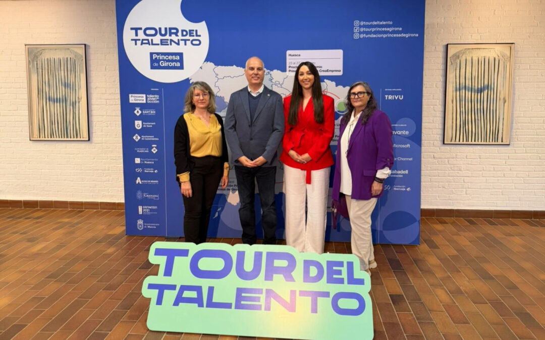 Jóvenes jiennenses participan en una actividad del Tour del Talento en Granada impulsada por Jaenícolas y la Diputación de Jaén. jaenicolas